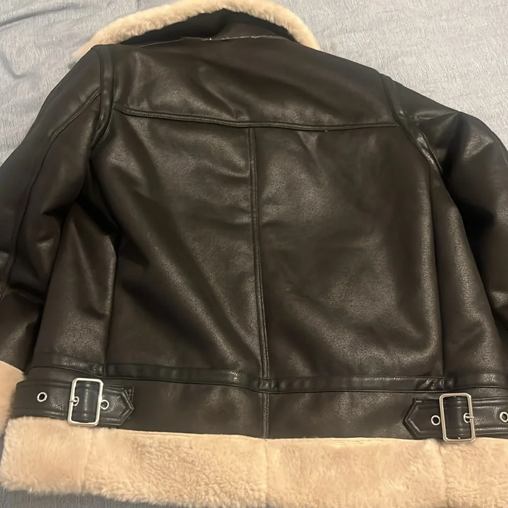 Jacket - Picture 5 of 5